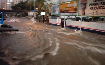 Entenda como funciona a cobertura de enchente no seguro auto